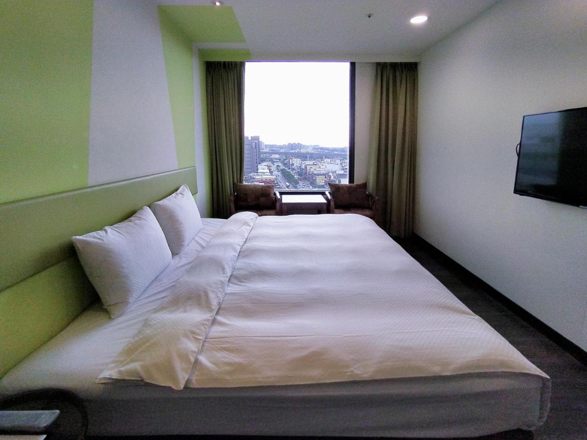 Pingzhen Hotel J Taoyuan מראה חיצוני תמונה