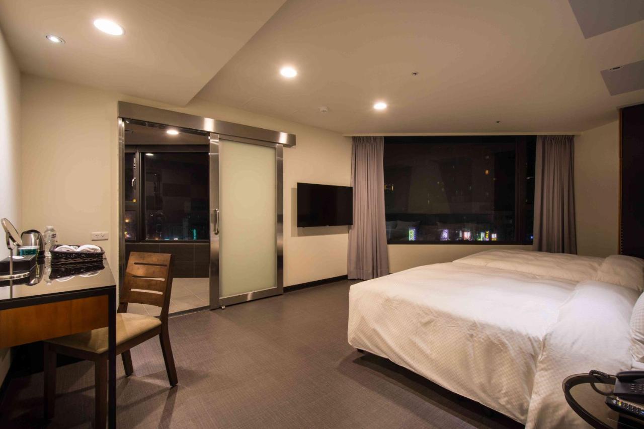 Pingzhen Hotel J Taoyuan מראה חיצוני תמונה
