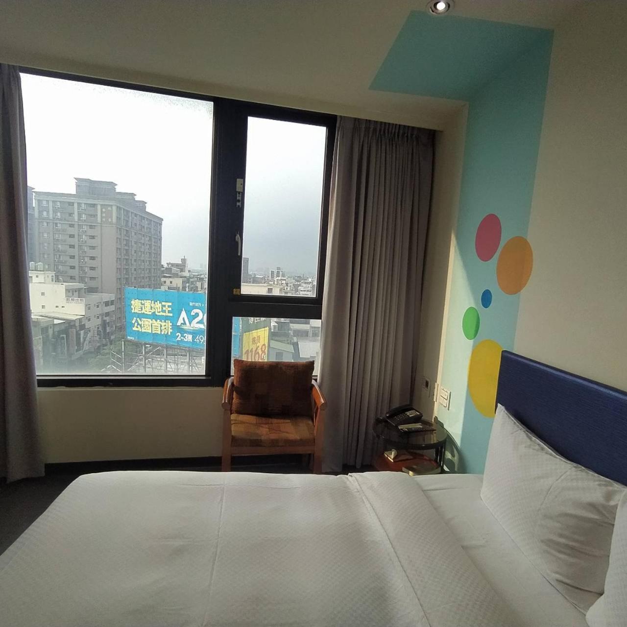 Pingzhen Hotel J Taoyuan מראה חיצוני תמונה