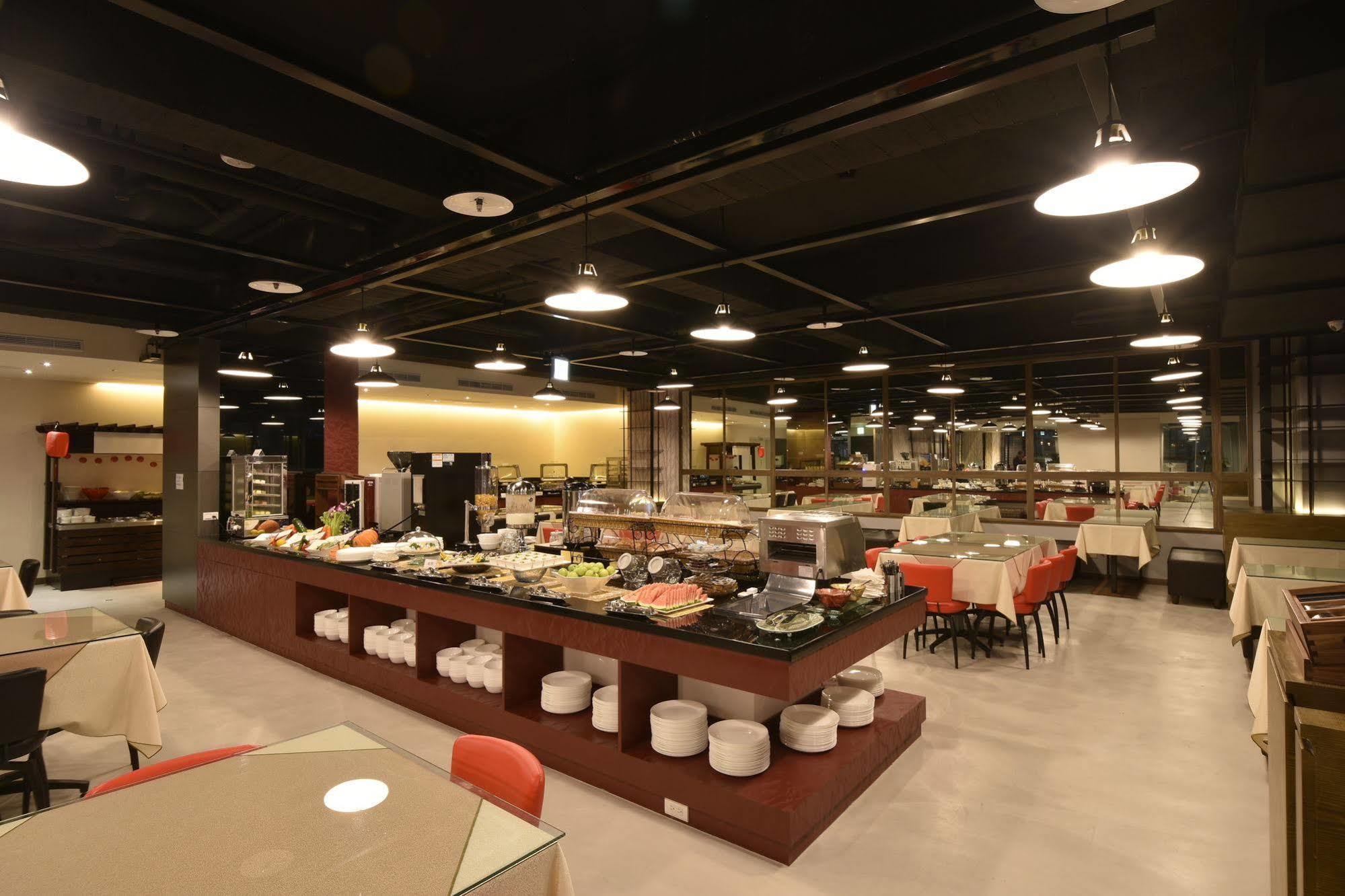 Pingzhen Hotel J Taoyuan מראה חיצוני תמונה